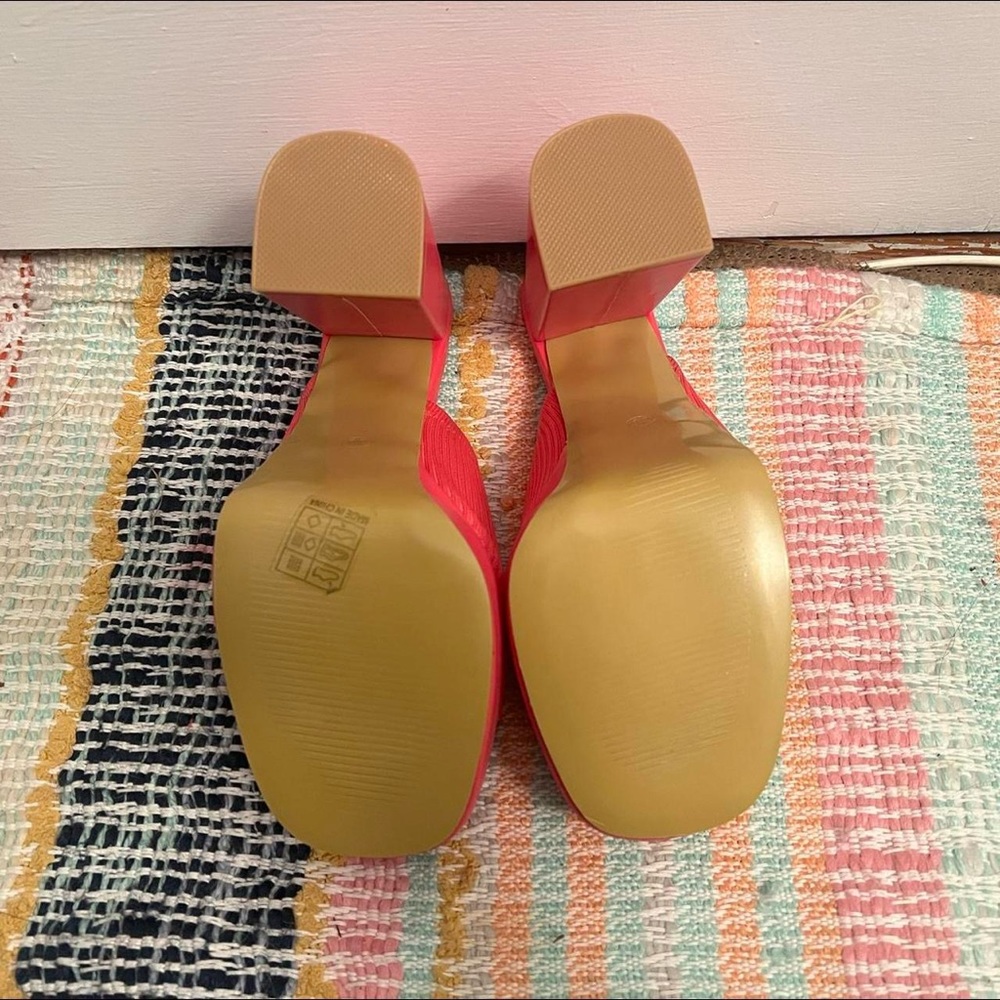 Pink Platforms - Picture 4 of 4